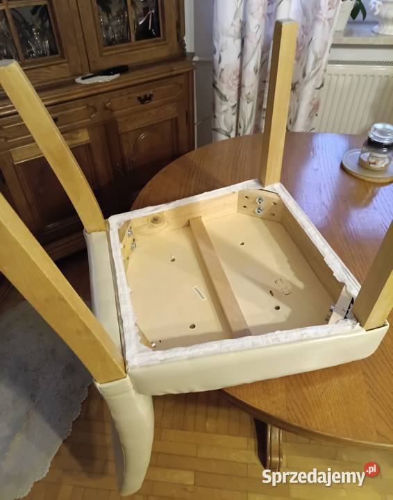 Sprzedam 8 krzeseł lubelskie Łuków sprzedam