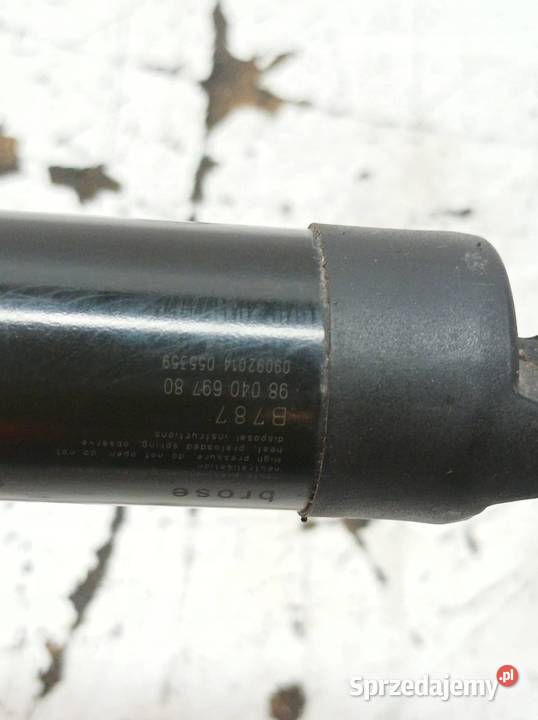 SIŁOWNIK KLAPY ELEKTRYCZNY PRAWY 9804069780 Rok produkcji 2014