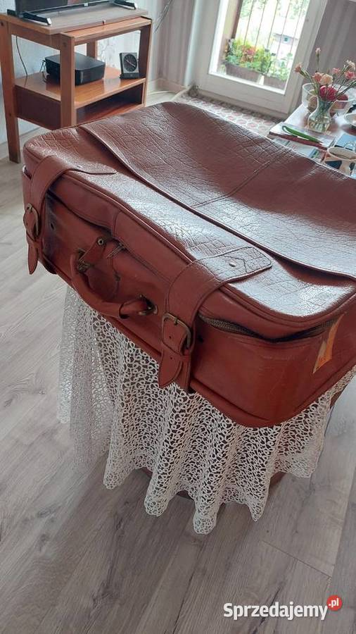 Walizki z czasów PRLu Katowice