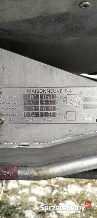 SPRZEDAM ZESTAW ciągnik siodłowy z naczepą