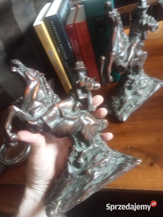 Statuetka rzeźba brąz Jeździec na koniu para Grójec