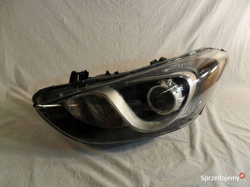 Reflektor Przód strona lewa Hyundai i30 Nowy Tomyśl