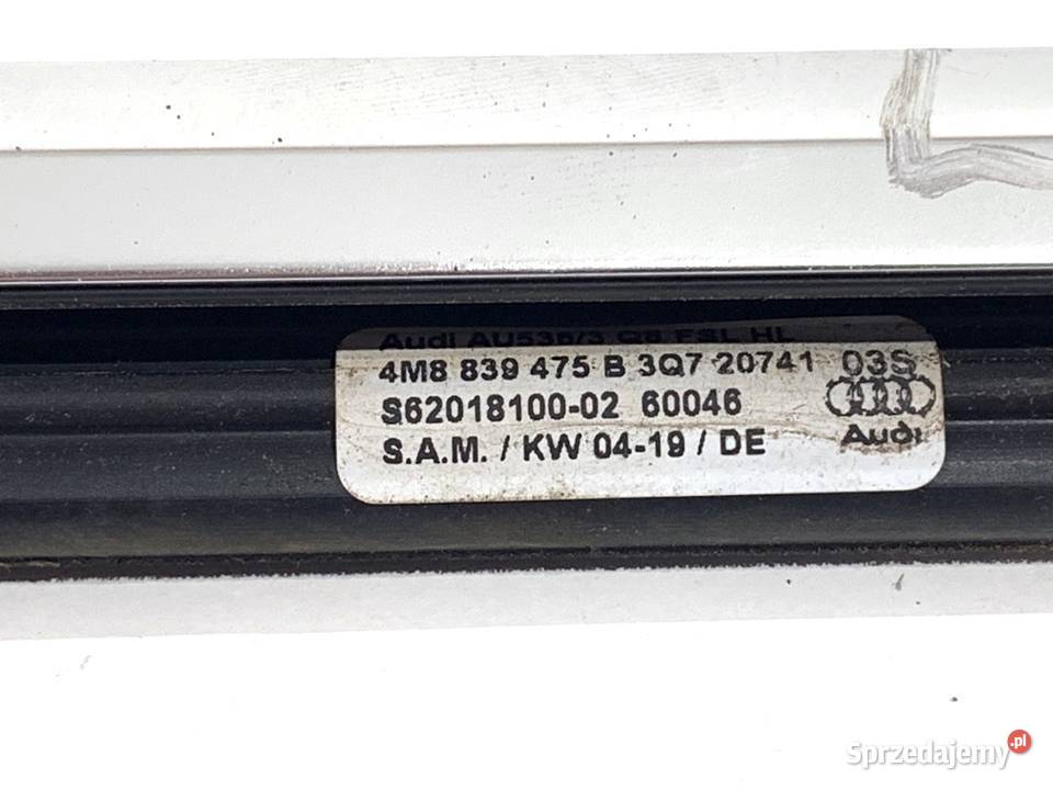 LISTWA ZGARNIAJĄCA TYŁ LEWY AUDI Q8