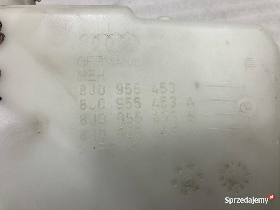 ZBIORNICZEK SPRYSKIWACZY AUDI TT 8J 8K0955453 Zbiorniki płynu do spryskiwaczy