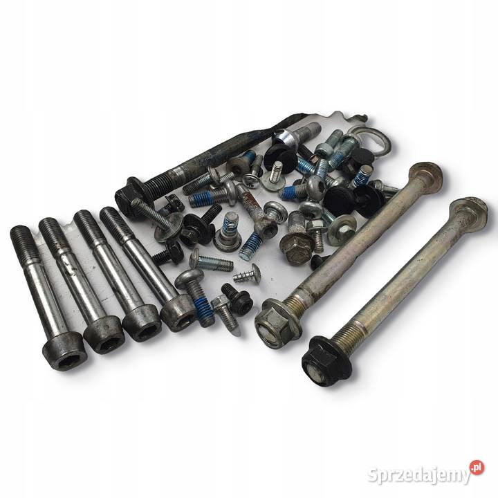 ŚRUBY NAKRĘTKI SZPILKA OŚKA Suzuki GSX8S 2023
