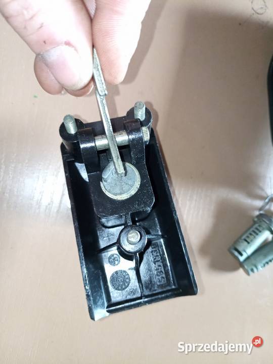 Fiat 126p Maluch zamek kluczyk klamka Stalowa Wola