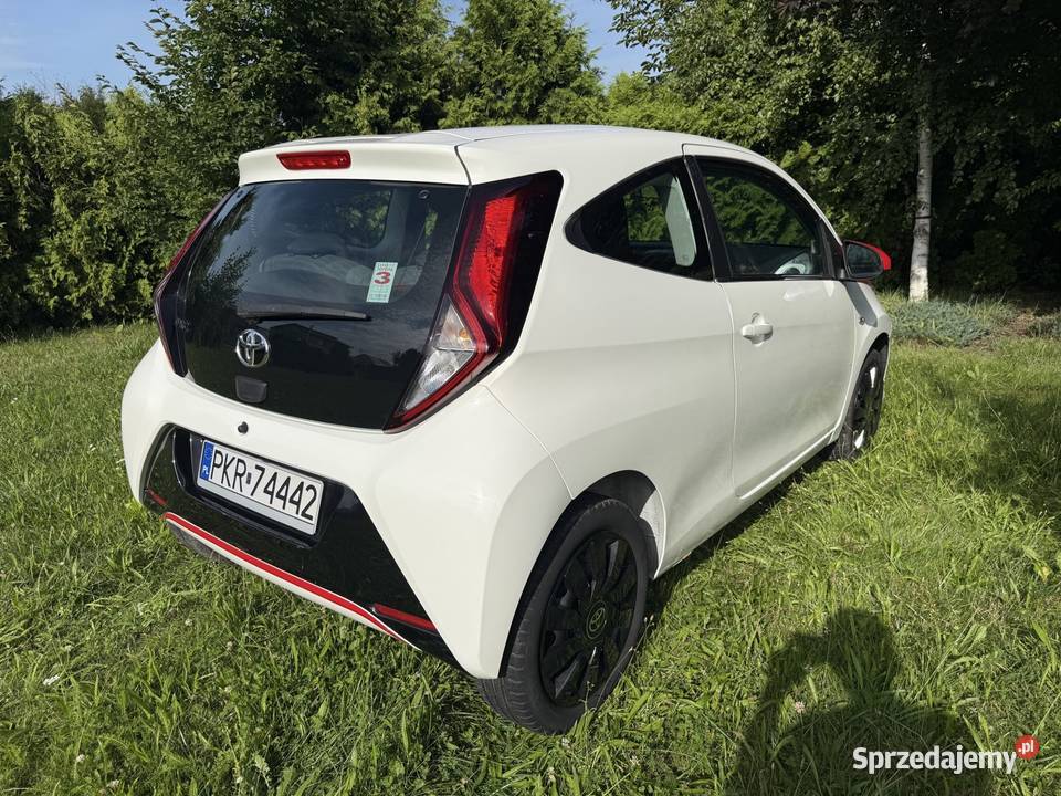 Toyota aygo światła przeciwmgielne wielkopolskie Krotoszyn sprzedam