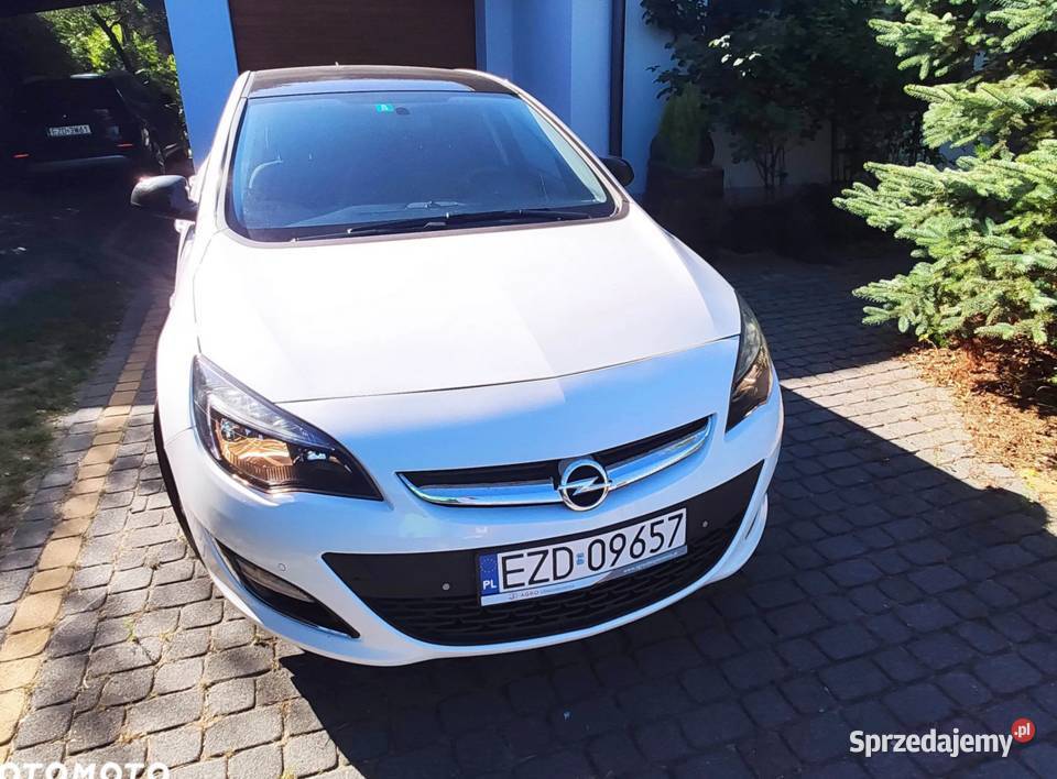 Opel Astra 20 CDTI DPF Color Edition Szadek