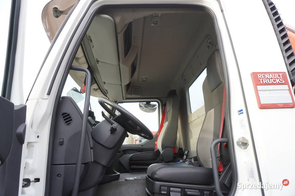 Renault C280 DTI 8 HDS Fassi 56 t Zasięg 8 m automatyczna Samochody ciężarowe