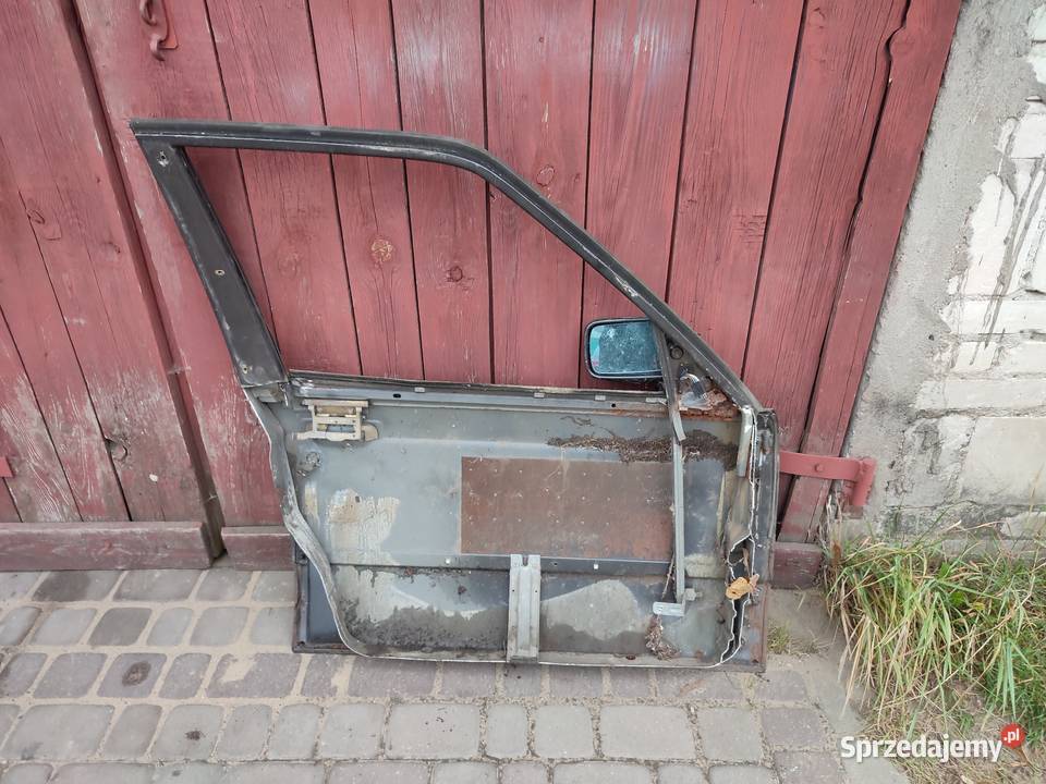 BMW E30 sedan kombi drzwi przednie lewe Wrzosówka