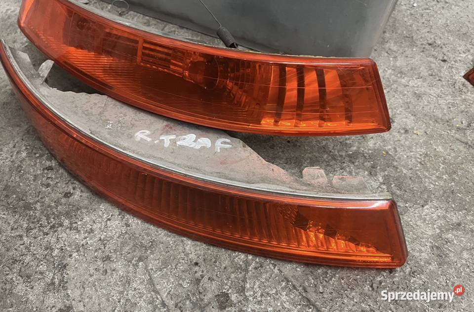 Kierunkowskaz prawy lewy Renault Trafic II Kielce