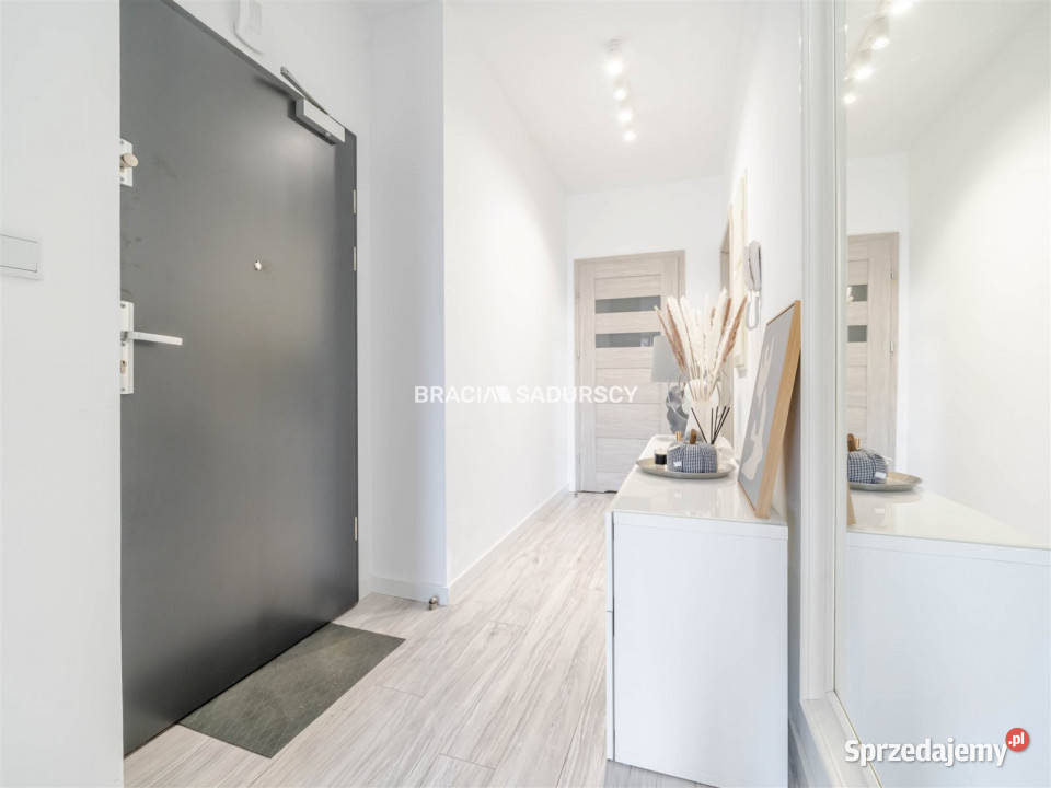 Mieszkanie Kraków Czerwone Maki 65m2 4 pokojowe Piętro 5