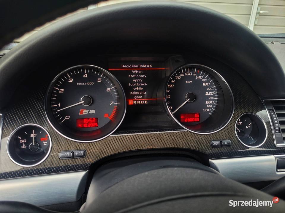 AUDI S3 D3 52 V10 CARBON MILTEK BOSE łopatki zmiany biegów