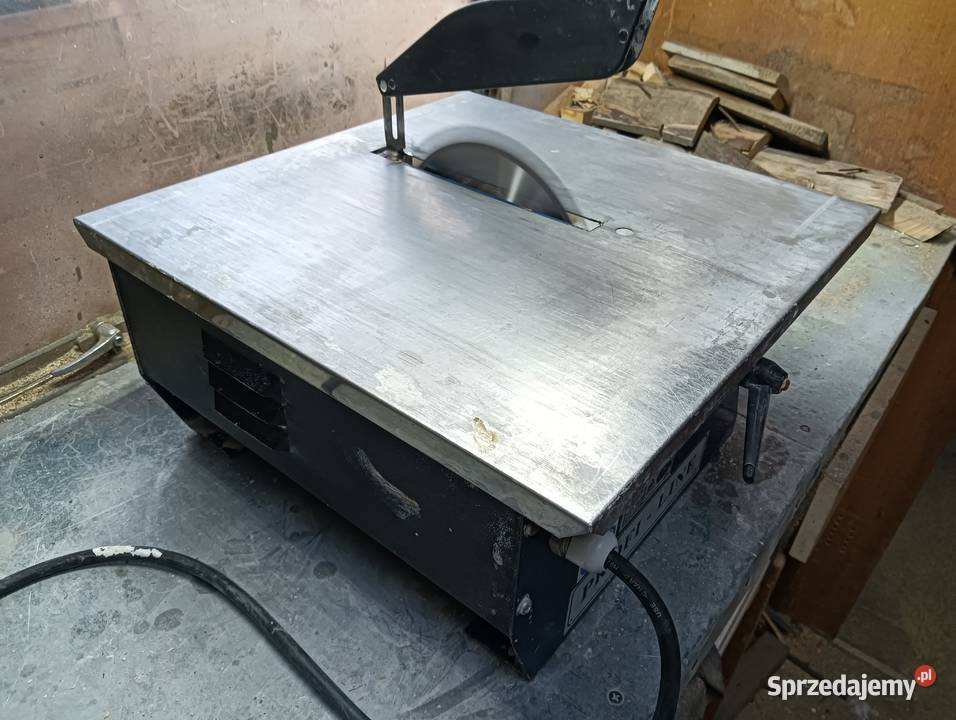 Piła pilarka 650W 230V drzewa stołowa pilarka dolnośląskie Wałbrzych