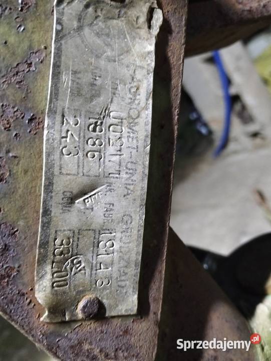 Sprzedam 3 pługi dwu skibowe z krojem świętokrzyskie