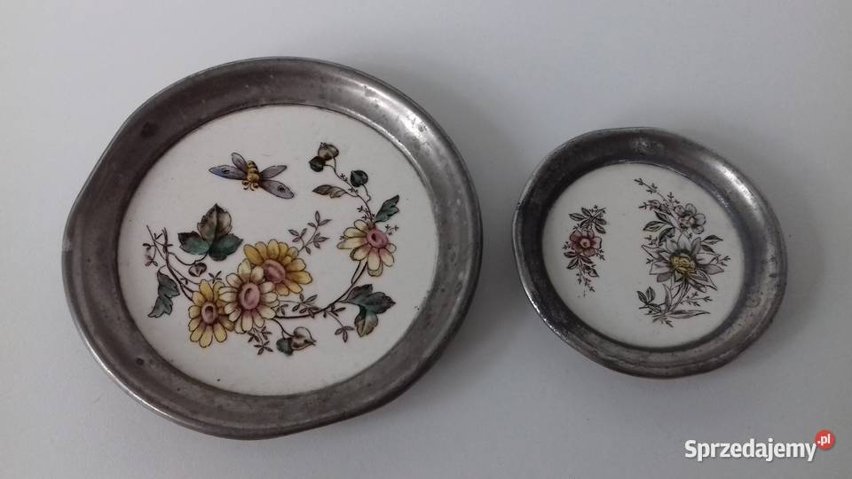 Dwa stare podstawki sygnowane mazowieckie Warszawa