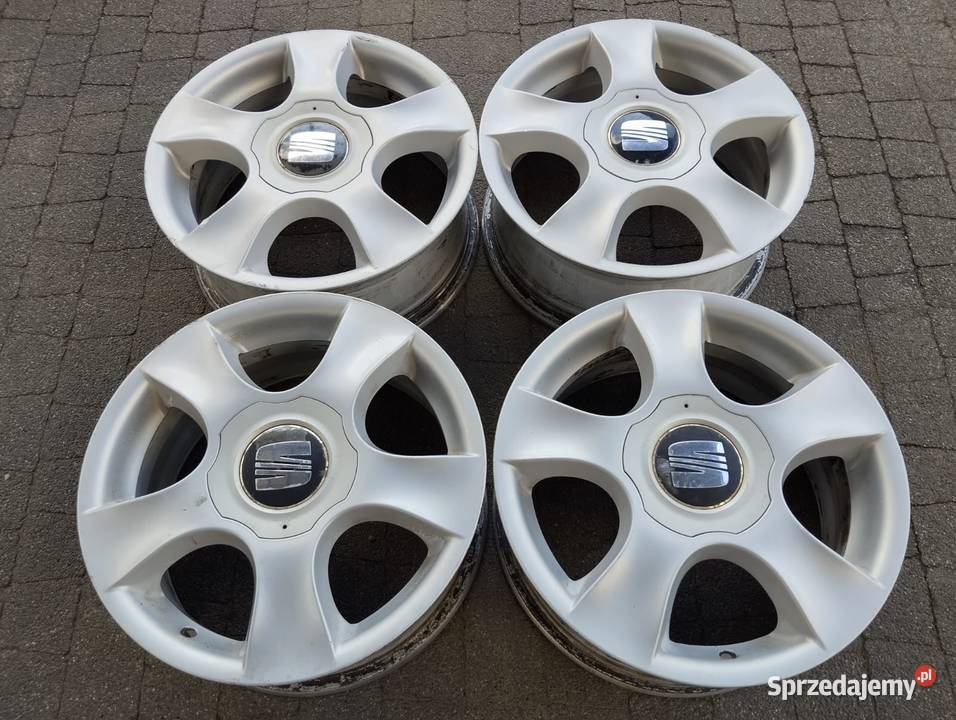 Felgi Seat 15 4x100 6J ET43 571mm komplet