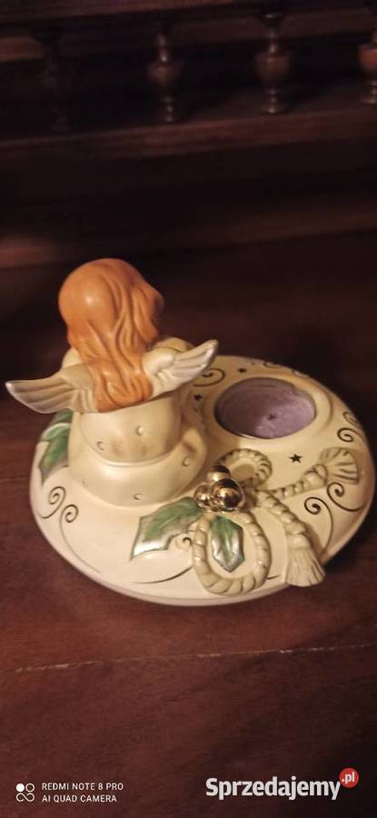 Figurka Goebel Świecznik z Aniołkiem
na