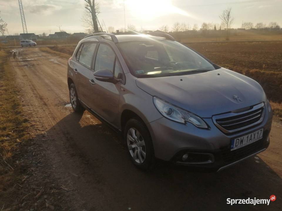 Peugeot 2008 mały przebieg 134 grudzień 2014 diesel Samochody osobowe