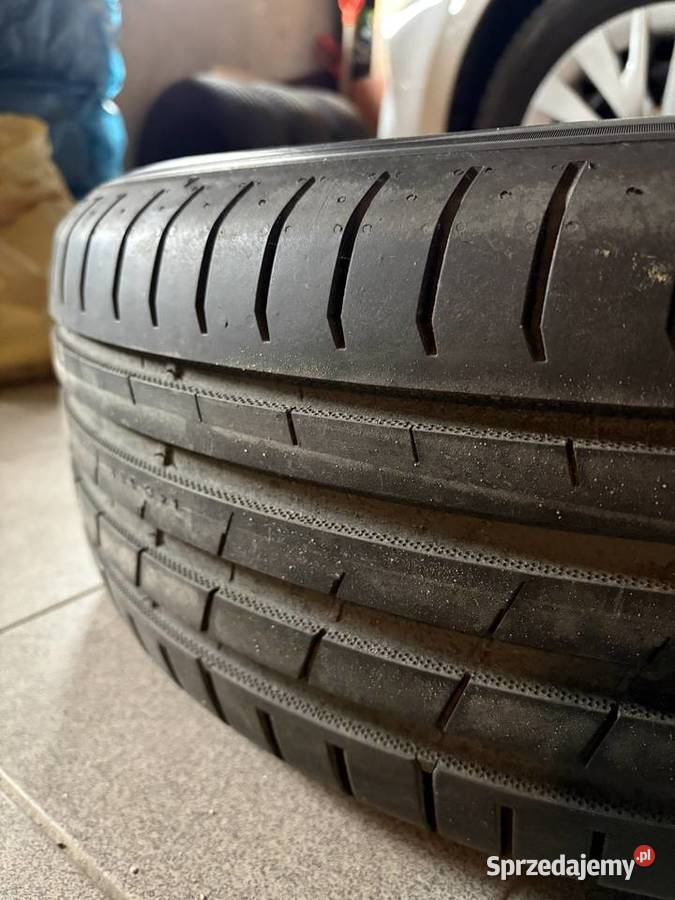 Opony letnie Nokian 2355519 mało uzywane 1 sezon pomorskie Pruszcz Gdański