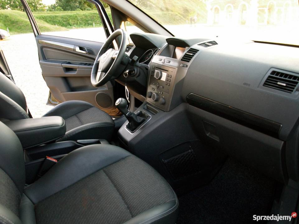Ładny Opel Zafira B Xenon Alufelgi 7os Pół skóry Motoryzacja Zamość