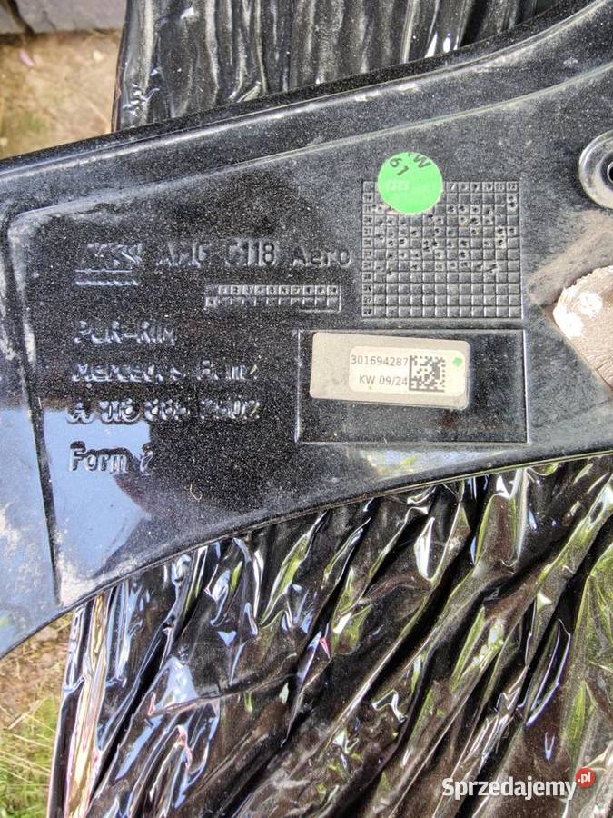 Osłona tylna podwozia mercedes cla Cieszanów sprzedam