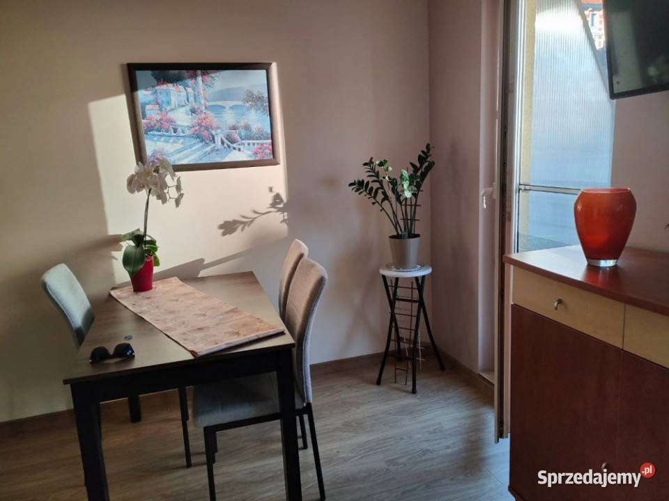 Wynajem kawalerki 35 m2 Wrocław Jedności