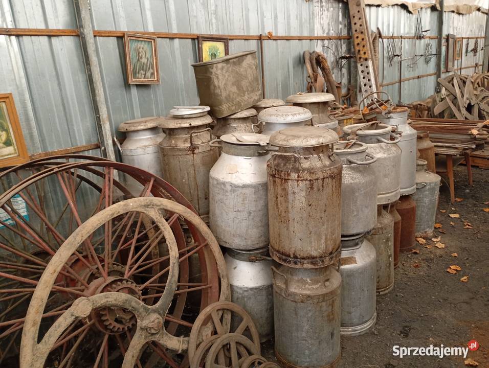 Starocie beczka niecka grabie drabina chodnik