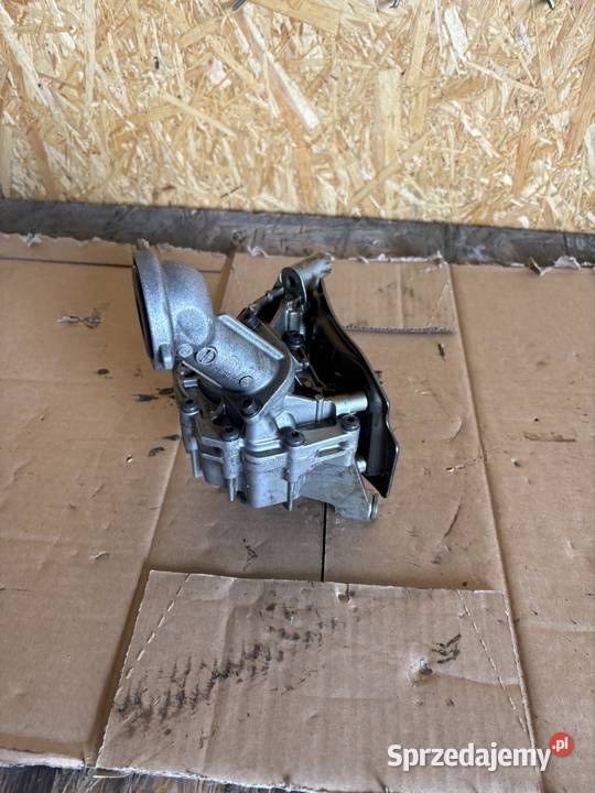 Pompa oleju BMW n63b44b osobowe Buk sprzedam