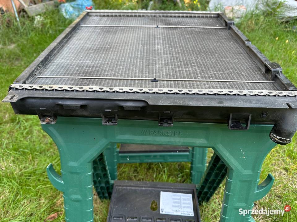 chłodnica do mercedes w124 25 l 1991r nieuszkodzony