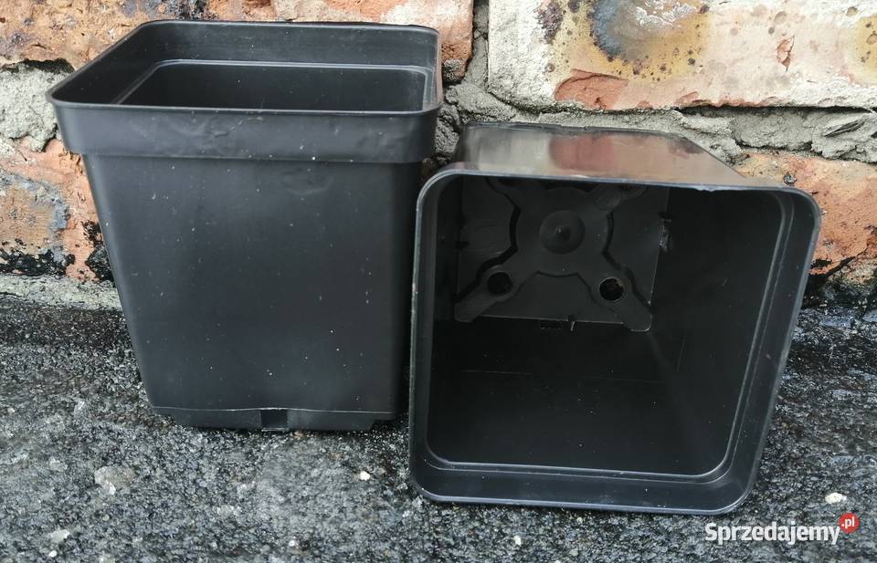 Doniczki produkcyjne P11 11x11x12 1L Siewierz sprzedam