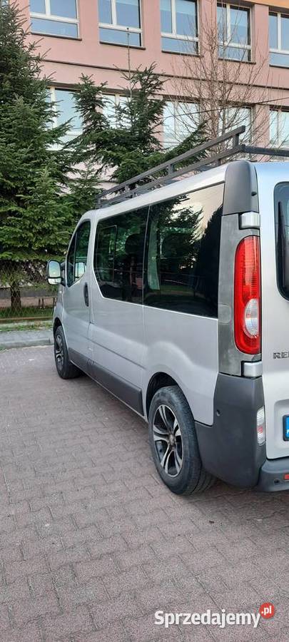 Renault trafic 20 cdti 9 osobowy 140klimatyzacja srebrny