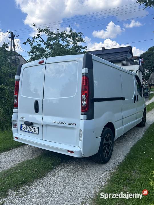 Opel vivaro long 115KM Charsznica sprzedam