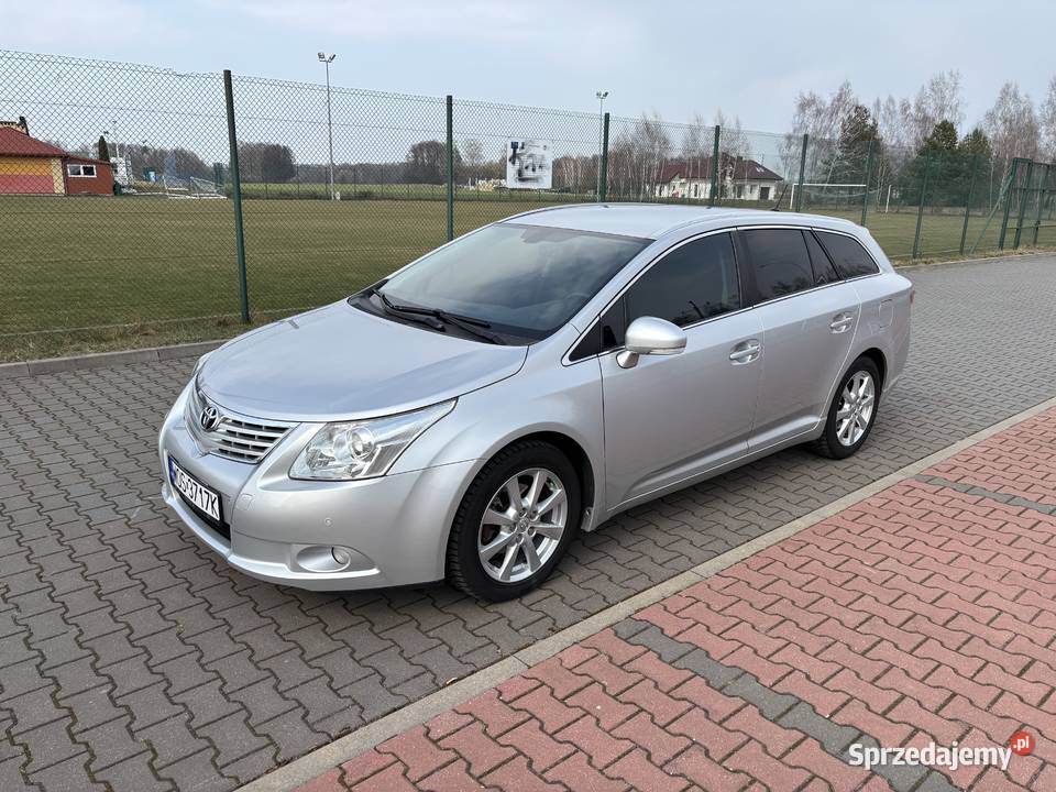 Toyota Avensis t27 18 benzyna 2009r Ostrołęka