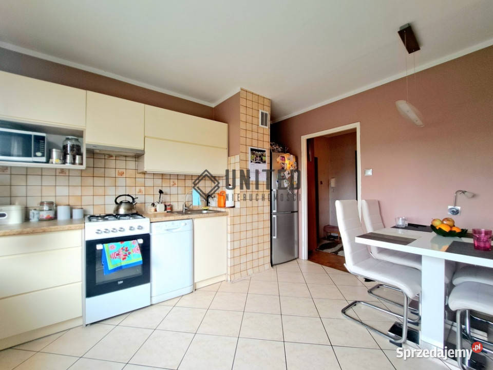 Zemskiej RozkładBalkon2 Piwnice 69.1m2 sprzedam