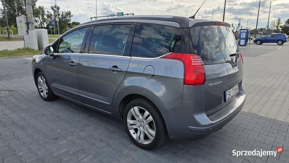 Peugeot 5008 16 benz 7osobowy aluminiowe felgi