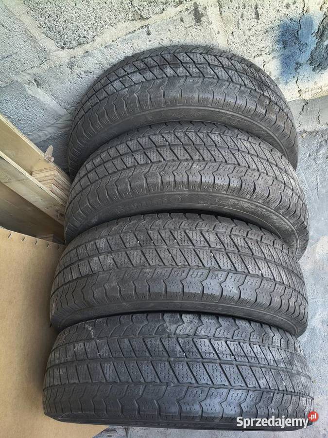 4 opony zimowe Barum 20575 r16c 110108r Rejowiec
