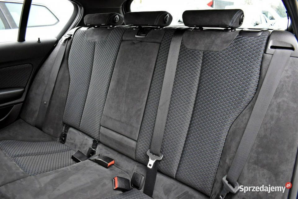 BMW 118 Bezwypadkowy Salon Polska Serwis ASO VAT marża sprzedam