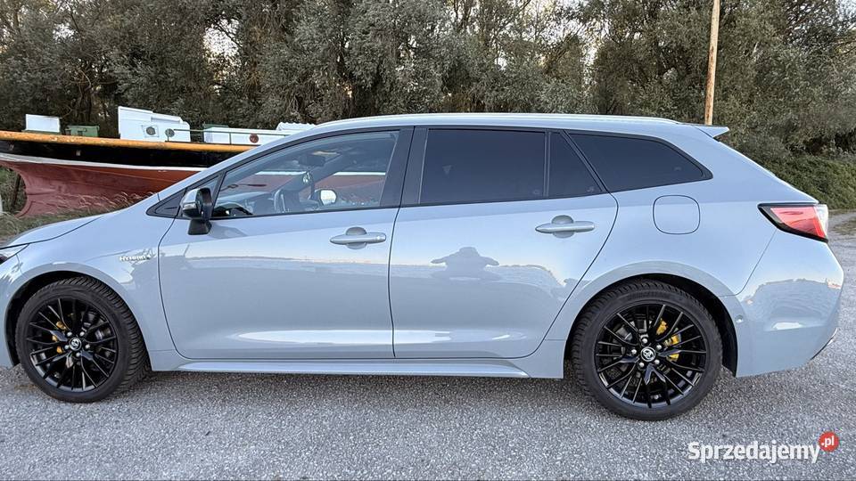 Corolla 18 hybryda stan idealny Rok produkcji 2019 zachodniopomorskie Świnoujście
