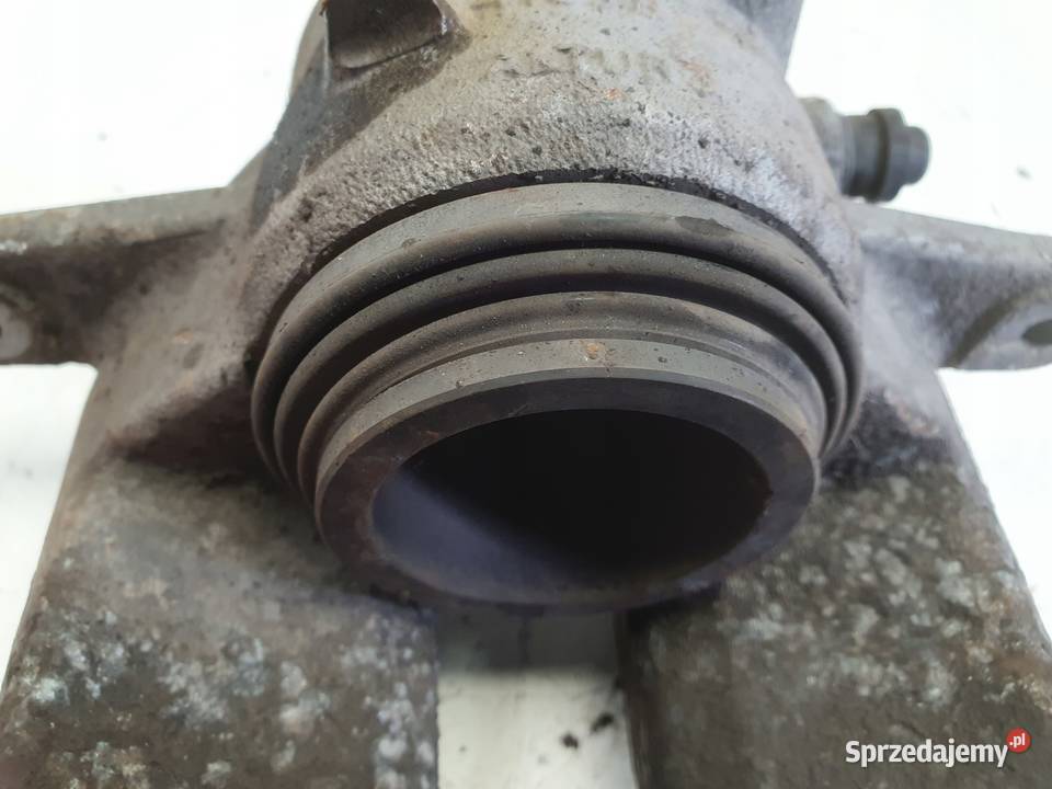 Mercedes W204 PRZEDNI ZACISK HAMULCOWY prawy Zaciski i jarzma Rudka sprzedam