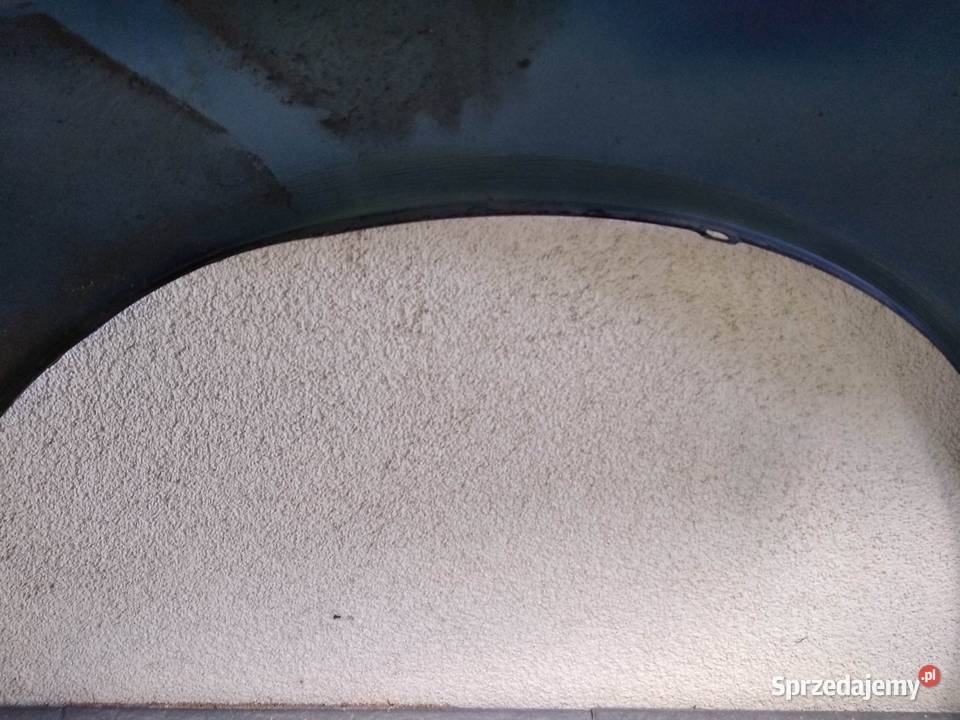 Audi A4 B5 LIFT FL błotnik przedni prawy osobowe Sieradz