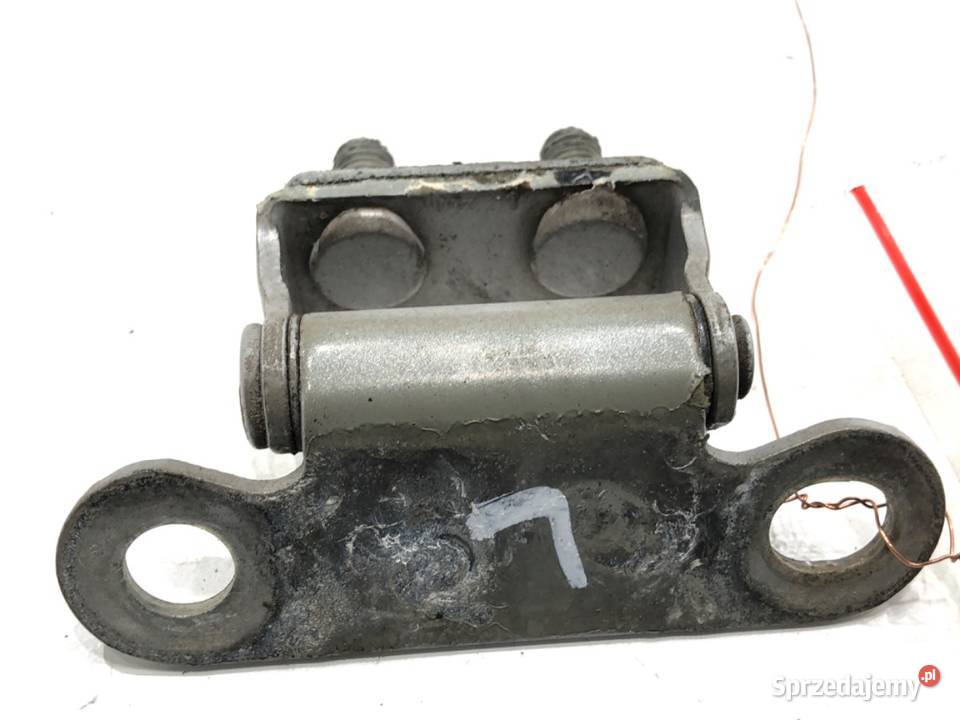 ZAWIAS KLAPY TYŁ LEWY TOYOTA AURIS II Hatchback