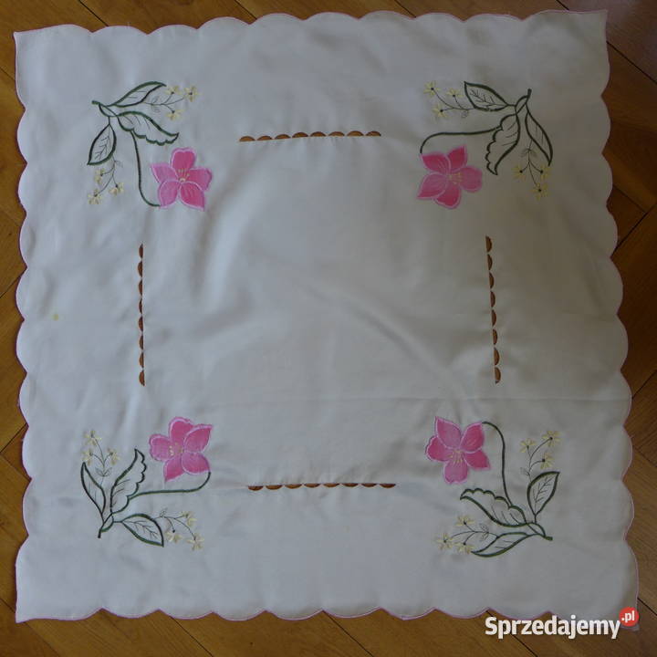 Haftowany stary obrus 75X75 różowe kwiatki inny kolor Warszawa