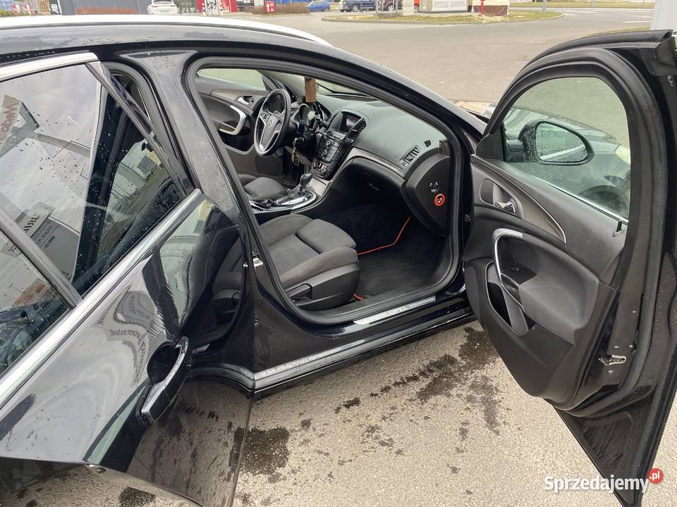 Opel Insignia Rok produkcji 2010 wielkopolskie Konin