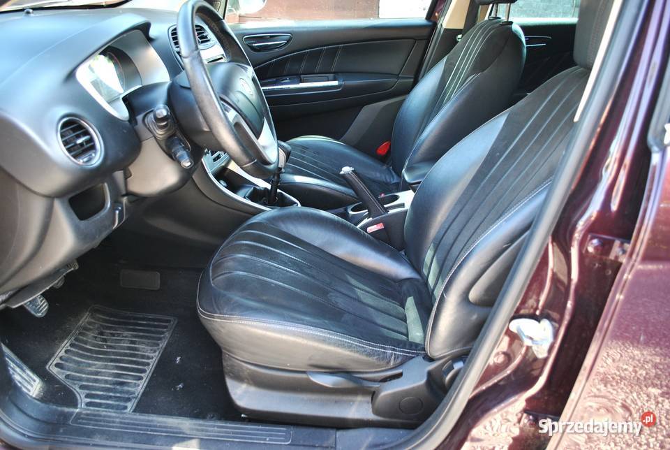 Lancia Delta 16 Skóra Alcantara Klimatyzacja