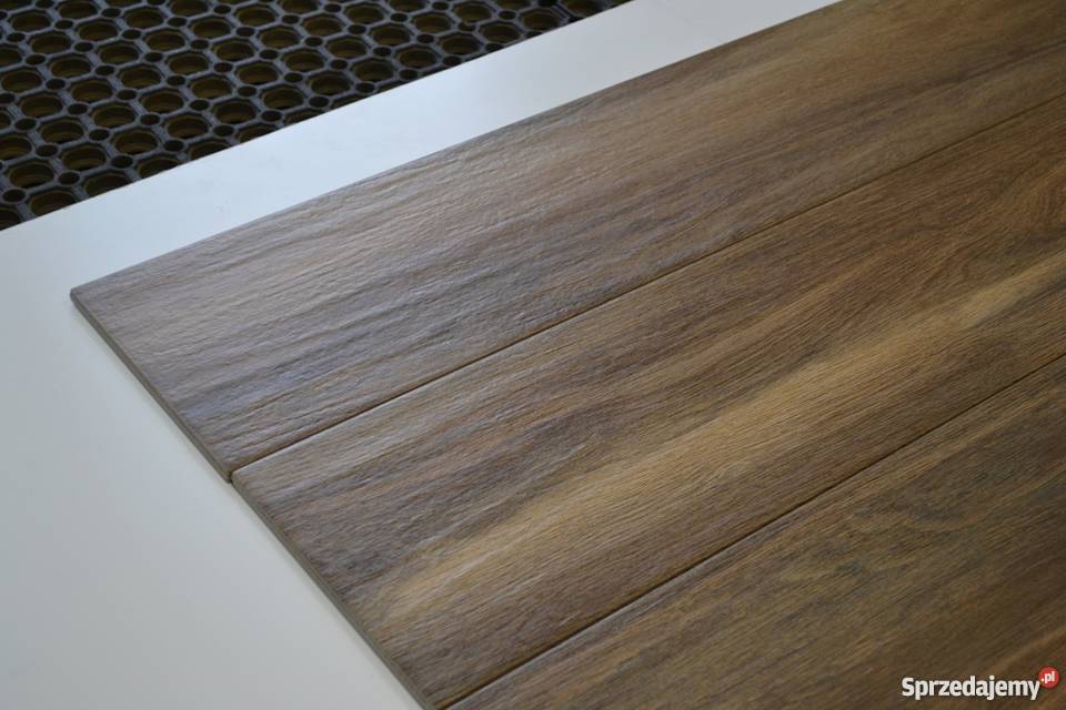 GRES 20x120 Włoski Drewno Walnut Forest deska Podłogi i schody Zakopane