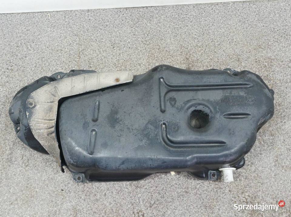 ZBIORNIK PALIWA BAK 10 B PLASTIKOWY 771000D010