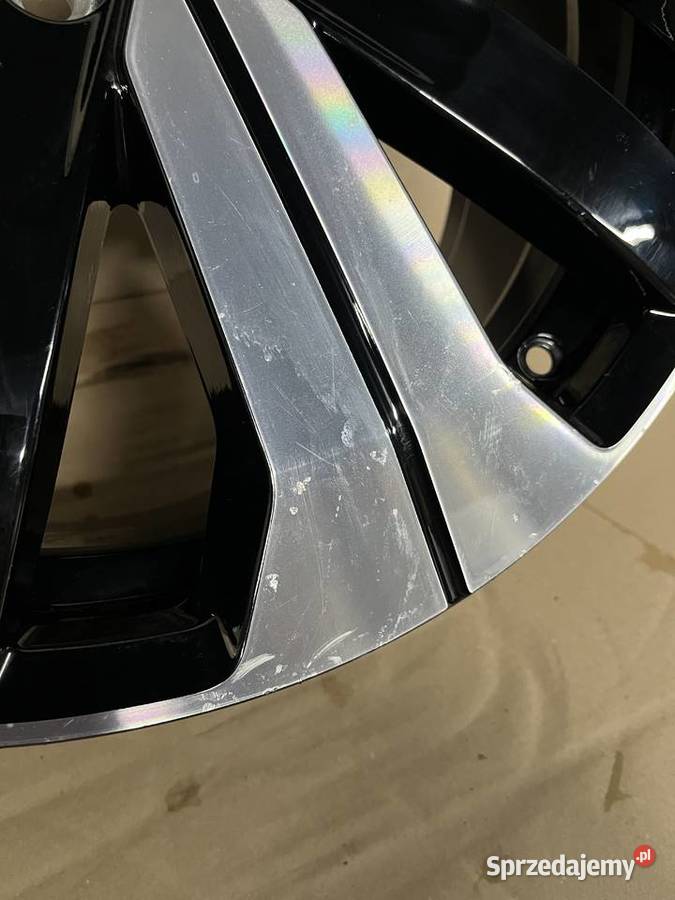 Felga pojedyncza VOLVO XC40 XC60 V90 CROSS 75x19 Samochodowe sprzedam