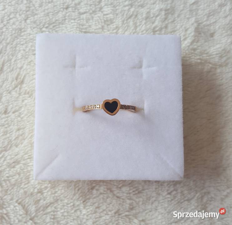 Nowy pierścionek stal szlachetna złoty kolor zachodniopomorskie Szczecin