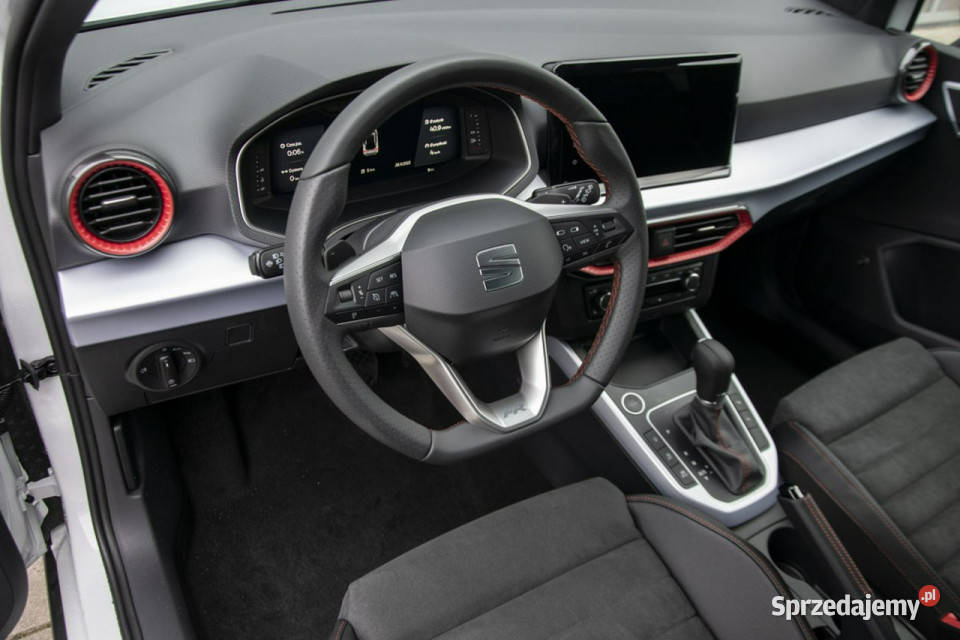 Seat Arona FR 10 TSI 115 DSG asystent pasa ruchu Samochody osobowe sprzedam